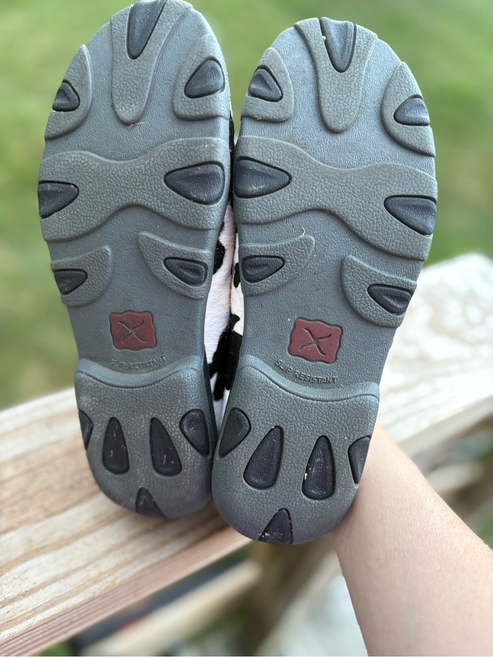 Cow-Print Twisted X Casual Shoes - Black & White - Picture 4 of 6